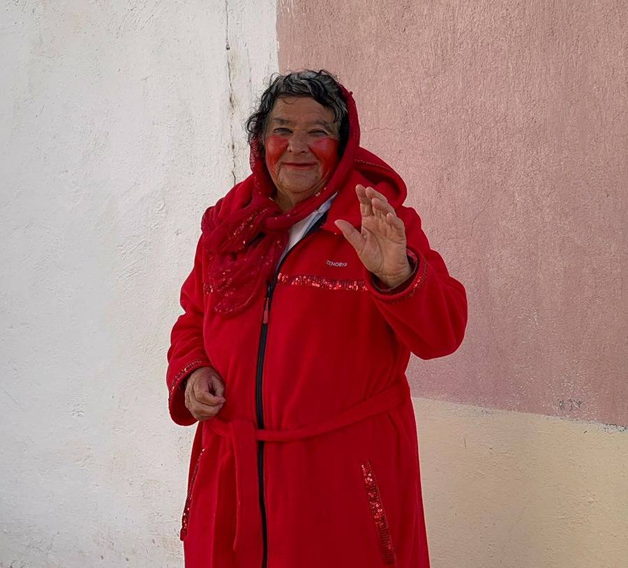 Kırmızı bir hayatın ünlü kahramanına Konya’da yüz güldüren dokunuş 1